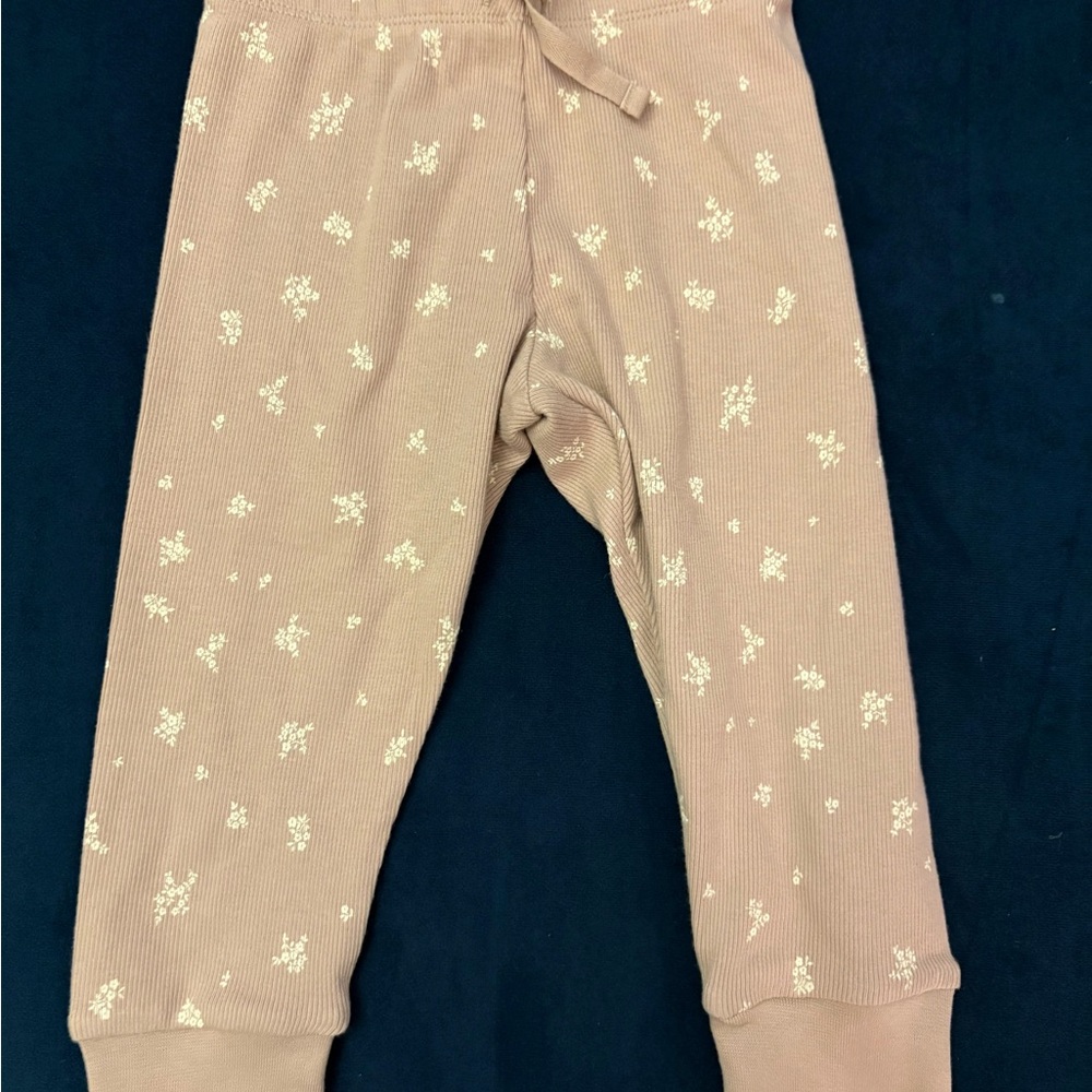 NWT KENDI Dusty Rose Floral Ribbed Baby One-Piece & Pants Set - Picture 5 of 6